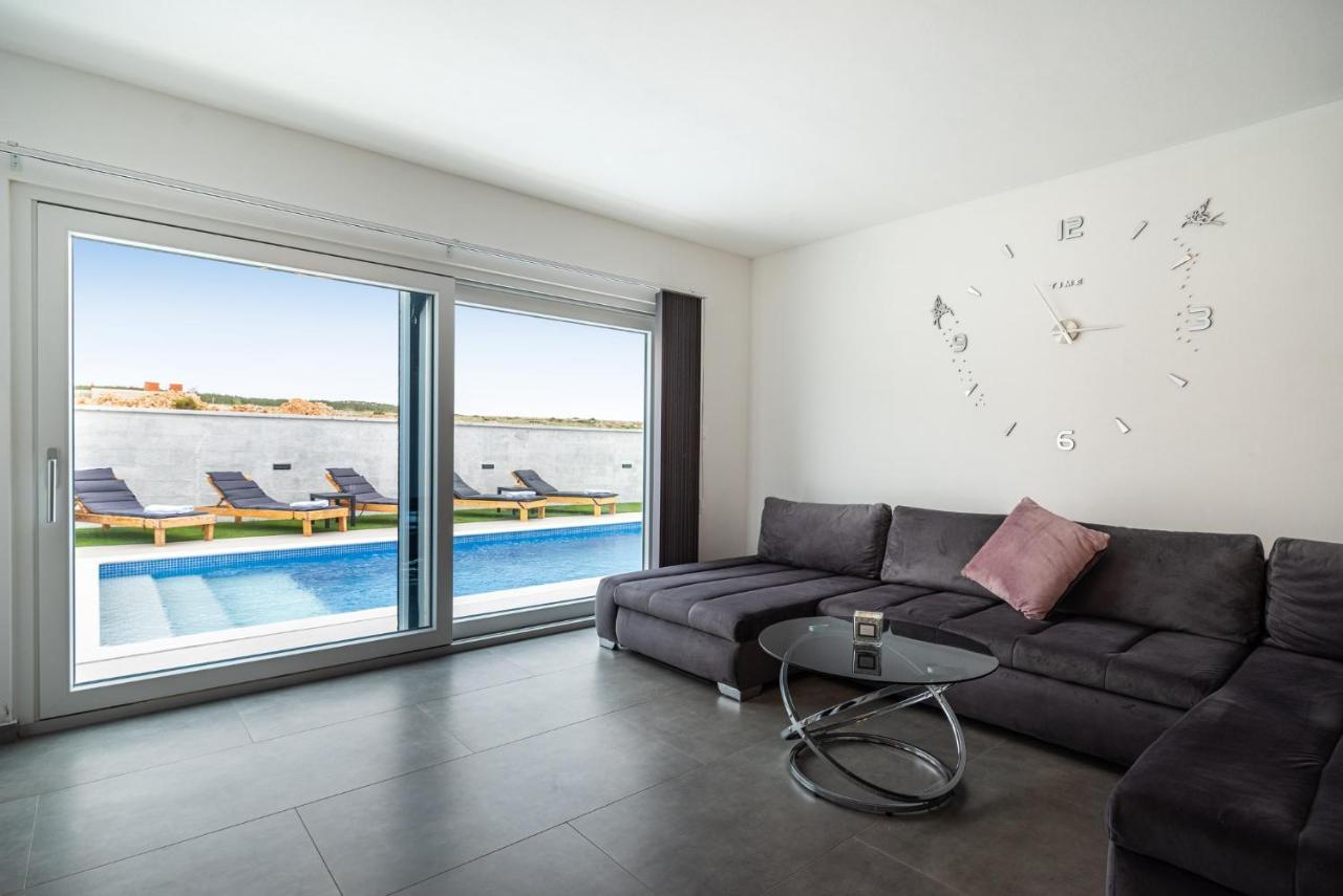 Luxury Villa Noemi Razanac Exterior photo